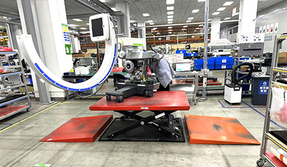 Sinolift HY series low profile electric stationary lift table using in Siemens medical produce workshop in Shanghai